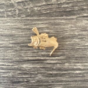 Gold Fish Brooch